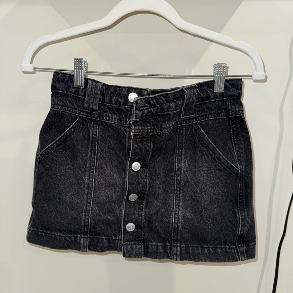 Black Button-Front Denim Mini Skort
